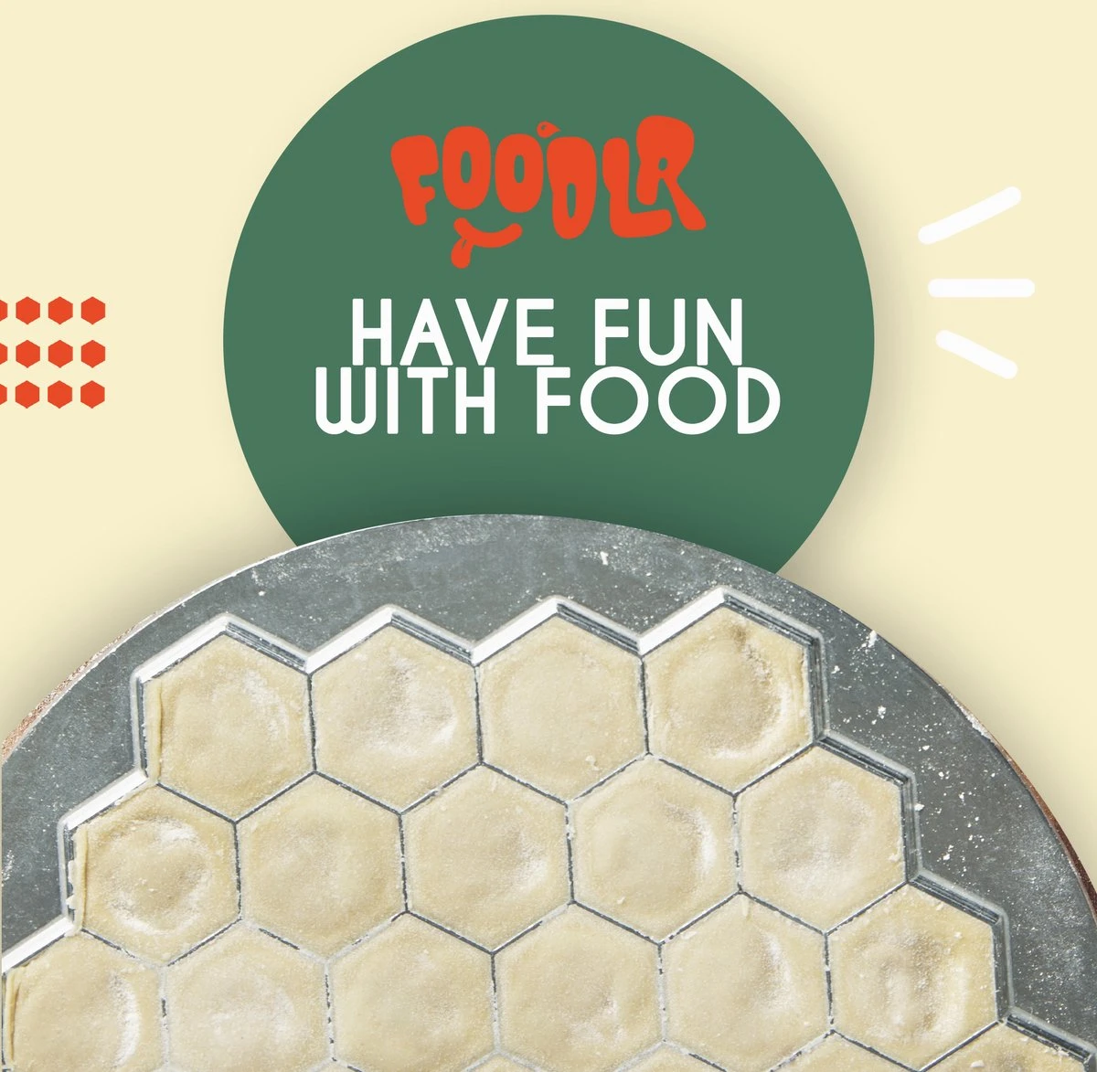 Foodlr Dumpling Maker Met 37 Gaten - Ravioli Maker Keuken Accessoires + Met Dumpling Kookboek - Afbeelding 6