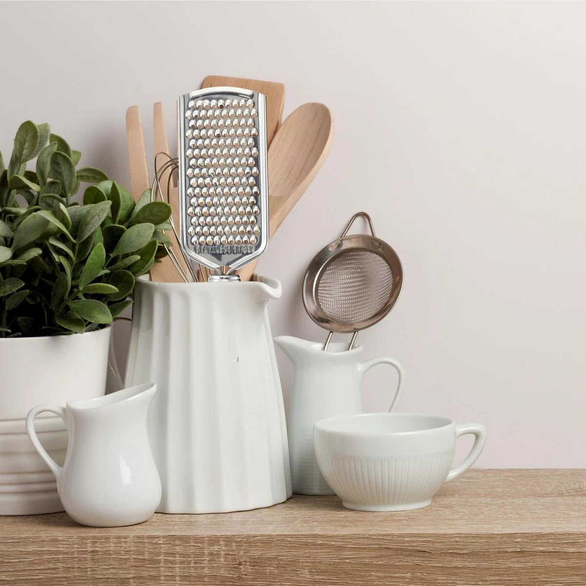 RVS Rasp Voor Keuken én Eettafel - Relaxdays - O.a. Voor Kaas, Citroen - Keukenrasp / Citroenrasp / Kaasrasp - Afbeelding 3