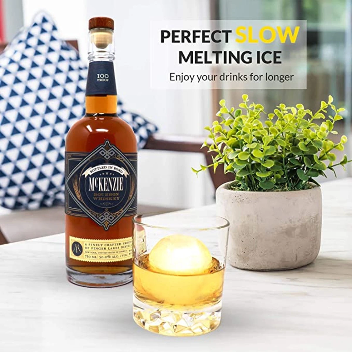 Perfecte Mega Ijsballen Set Van 4 Stuks By ATV PERFECTUM - Ø 6 Cm Groot- Ijsblokjesvorm Met Deksel - Ijsblokjesvorm Groot En Rond - Ijsblokjesvorm Silicone - Ijsblokvormen Met Deksel - Afbeelding 3