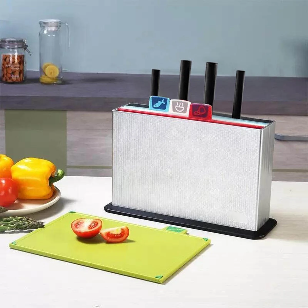 Joseph Joseph Folio Kunststof Snijplanken Set Met 4 Messen En Houder - Kunststof - Vaatwasserbestendig En Opbergkoffer En Gemakkelijk Toegankelijk Vaatwasmachinebestendig Antislip Groot Zilver - Afbeelding 2