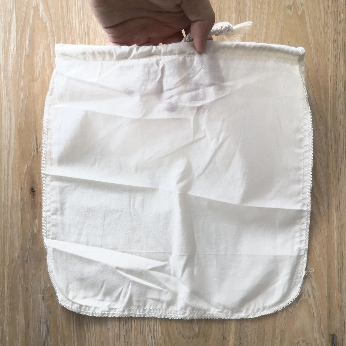 YUGN Kaasdoek Neteldoek Notenmelkzak - Ongebleekt Biologisch Katoen Met Verstevigde Naad - Voor Maken Van Oa Amandelmelk En Kaas - 35x35cm - Cadeau Tip - Afbeelding 2