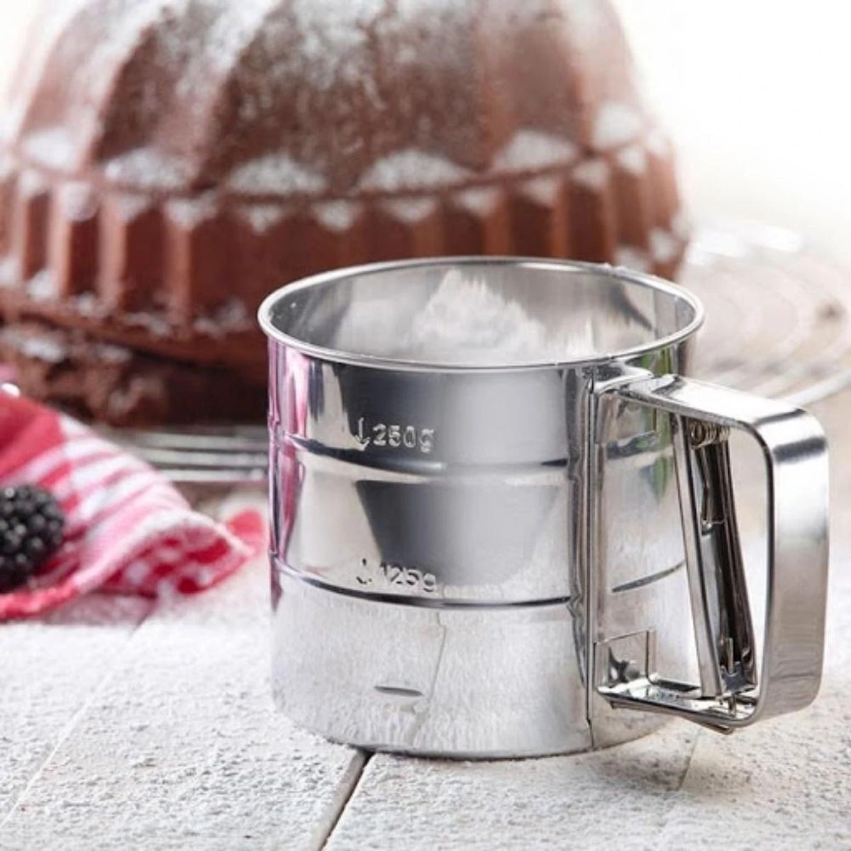 Professionele RVS Meelzeef - Bloemzeef - Poedersuikerzeef - Suikerzeef - Bakgerei - Stooier - Keuken Tafel -Roestvrij Staal - Draai Meel Zeef - Bloem Zeef - Poedersuiker Zeef - - Afbeelding 2