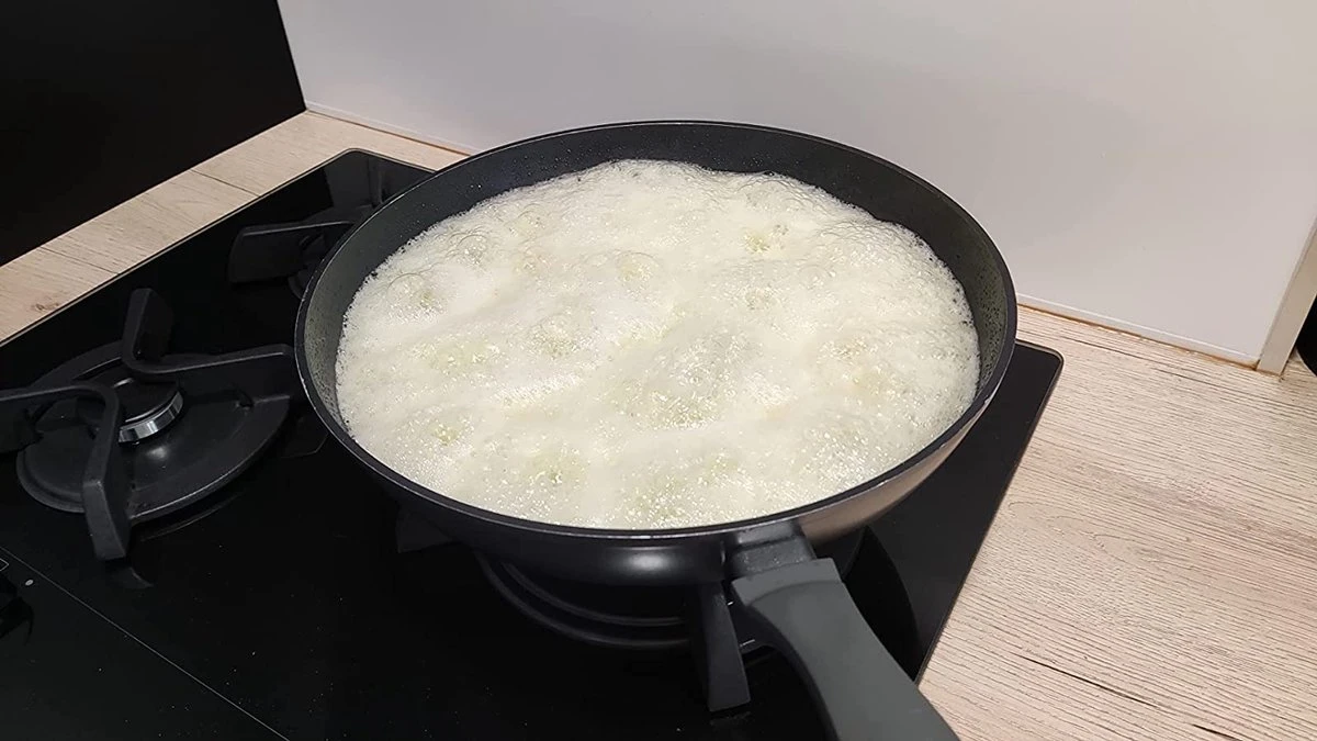 Merkloos Keukengerei Set Met Houder 12-delig - Siliconen – Ophangbaar - Antiaanbak Laag – Hittebestendig En BPA Vrij - Zwart - Afbeelding 3