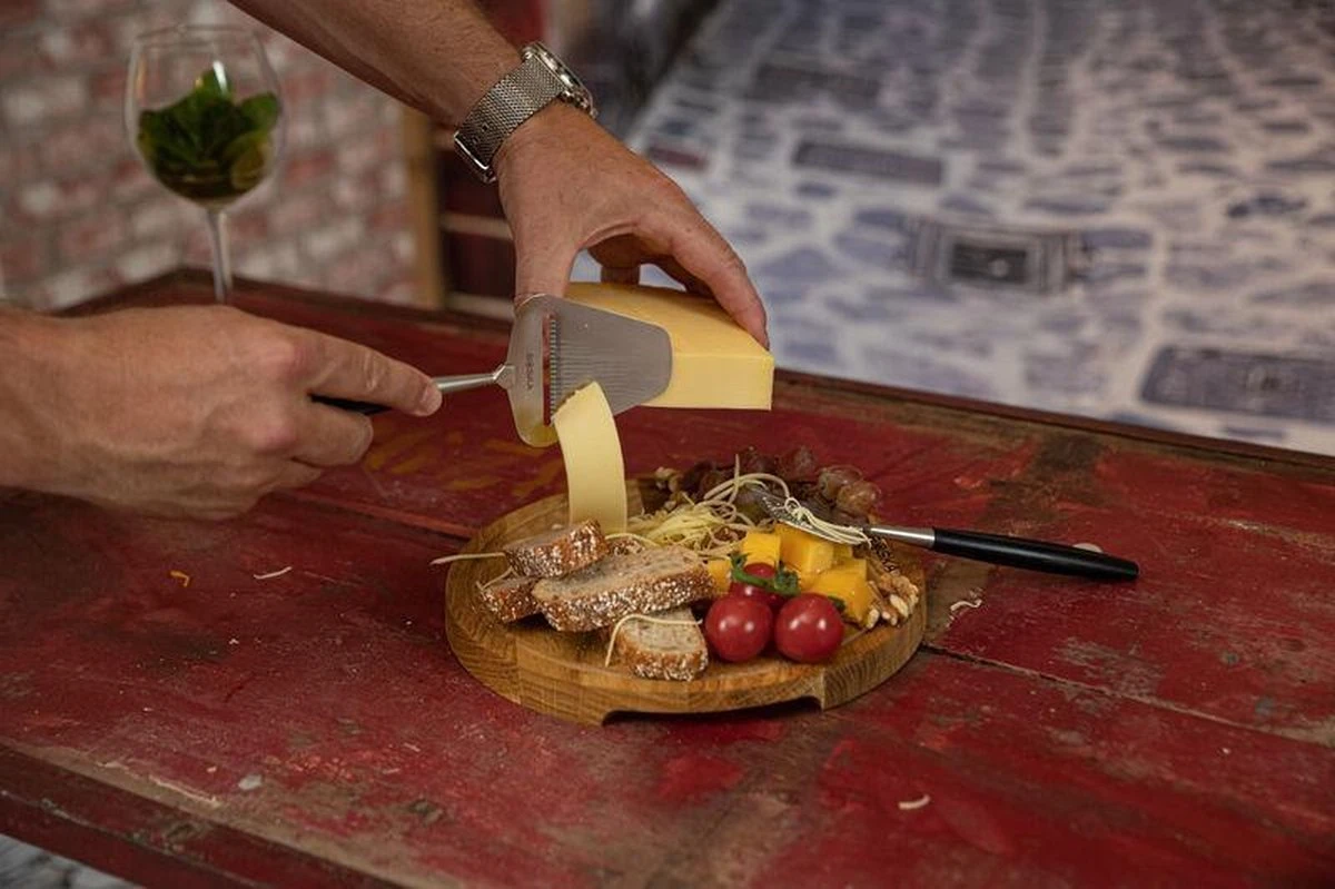 Boska Kaasschaaf Milano+ - Kaasschaaf Voor Harde Kaas - Vaatwasserbestendig - Kaasschaaf Zwart - Cadeautips - Keukengerei - Keuken Accessoires - 10 Jaar Garantie - Afbeelding 7