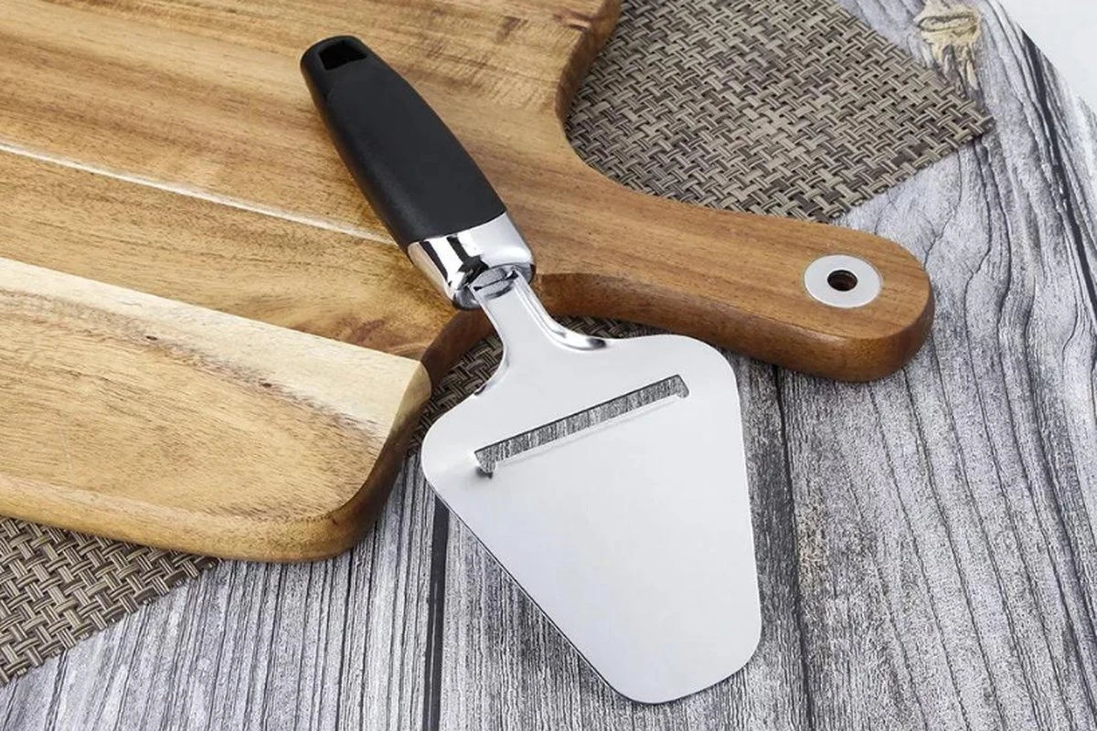 Merkloos, Kaasschaaf- Kaasschaaf Voor Harde Kaas-Kaasschaaf Voor Oude Kaas - Kaasschaaf Voor Jonge Kaas - Multifunctionele Kaasschaaf - Vaatwasser Bestendig - Kaasschaaf Zwart - RVS- 230 X 82 Mm- Keukengerei- Keuken Accessoires - Afbeelding 5