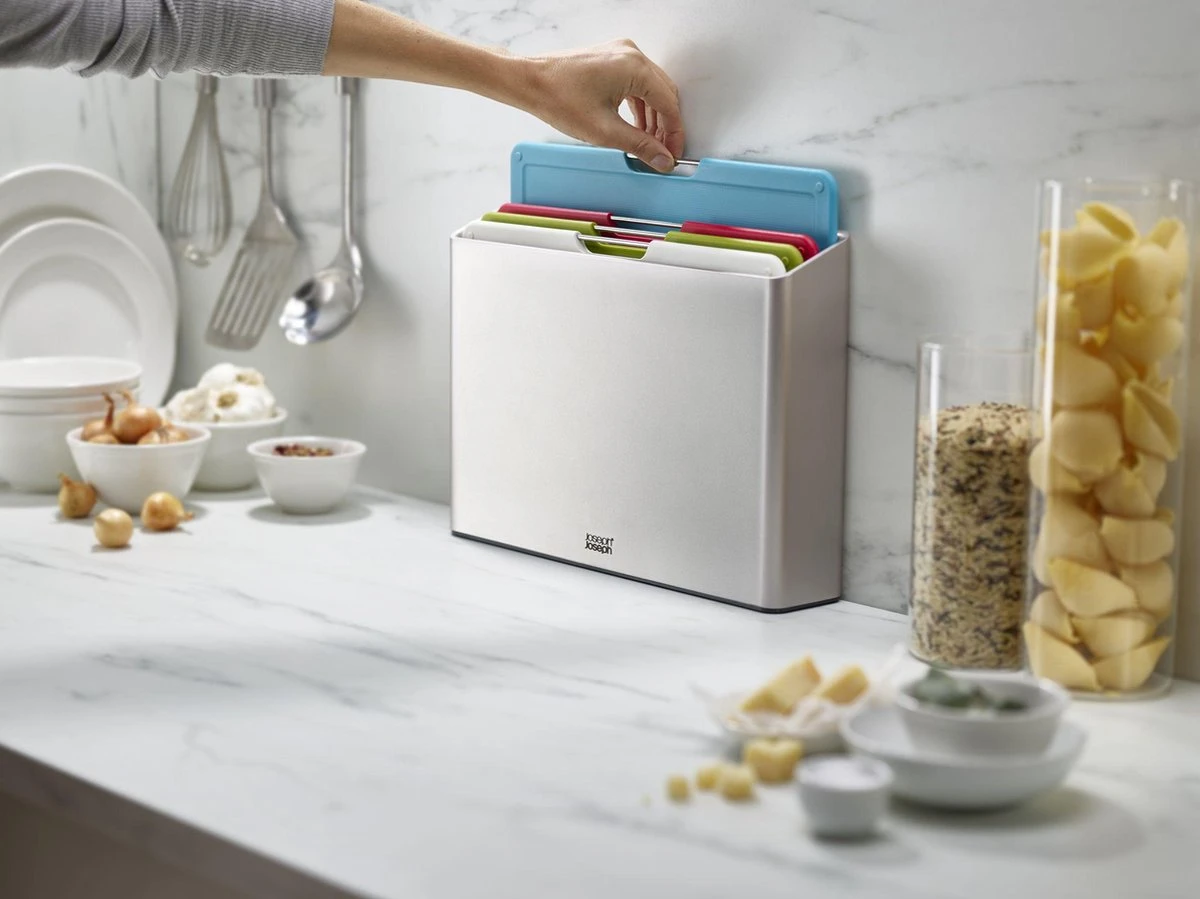 Joseph Joseph Folio Snijplanken - Set Van 4 Stuks - Met Houder - Snijplank Vis Vlees Groenten Brood - BPA Vrij - Vaatwasserbestendig - Keukenhulp - Keukentool Zilver - Afbeelding 14