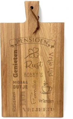 Stoer Landelijk Snijplankje-hapjesplankje Met Tekst Gravure PENSIOEN. Cadeau Pensioen. Het Formaat Is 20x30cm Excl. Handvat
