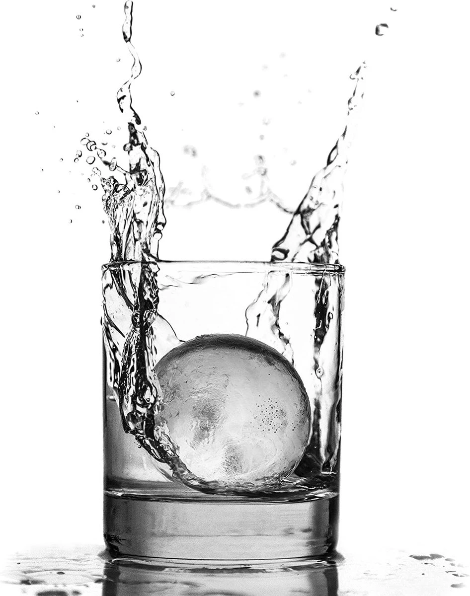 Perfecte Mega Ijsballen Set Van 4 Stuks By ATV PERFECTUM - Ø 6 Cm Groot- Ijsblokjesvorm Met Deksel - Ijsblokjesvorm Groot En Rond - Ijsblokjesvorm Silicone - Ijsblokvormen Met Deksel - Afbeelding 6